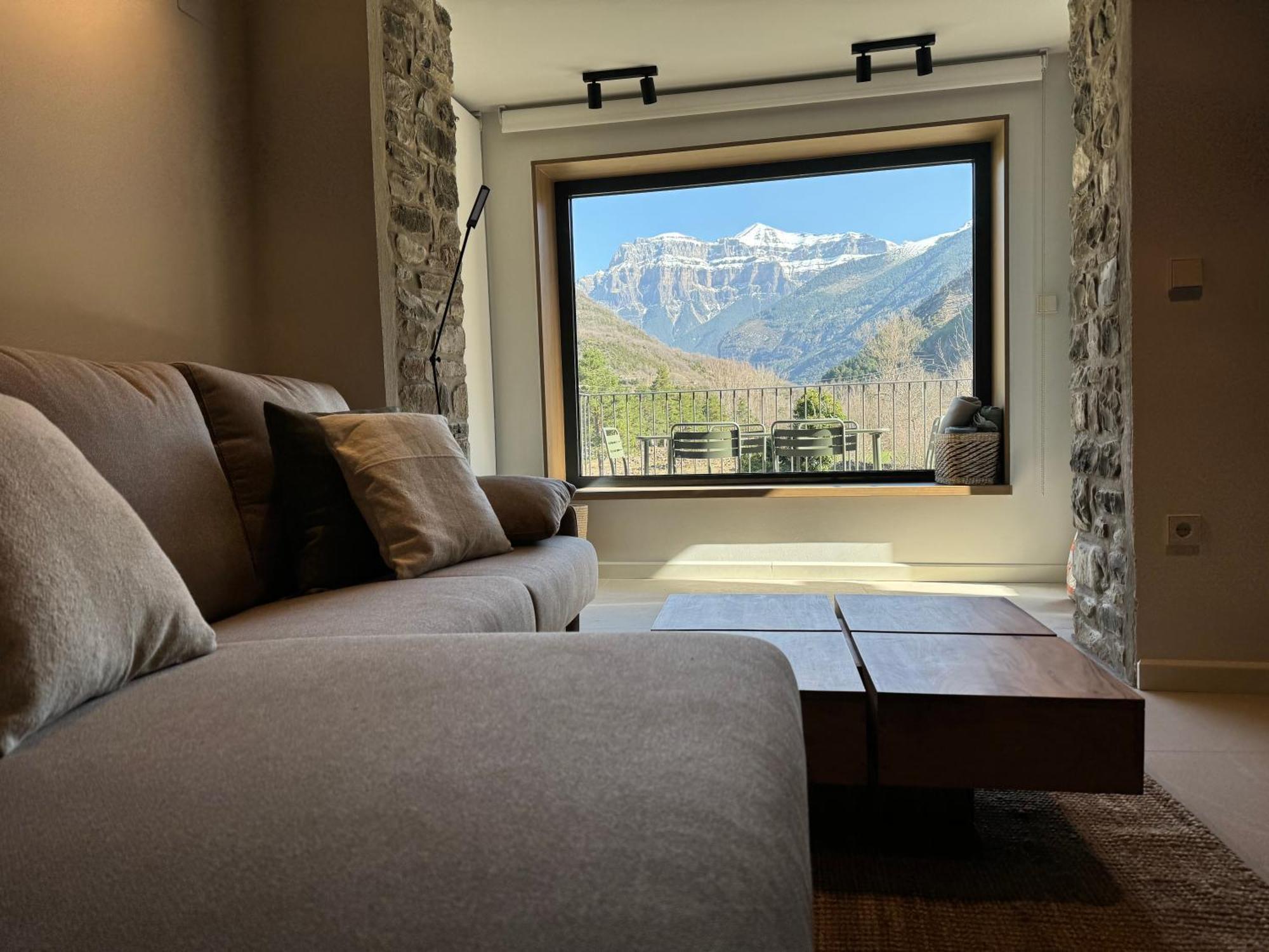 Borda Mondarruego Holiday home Broto