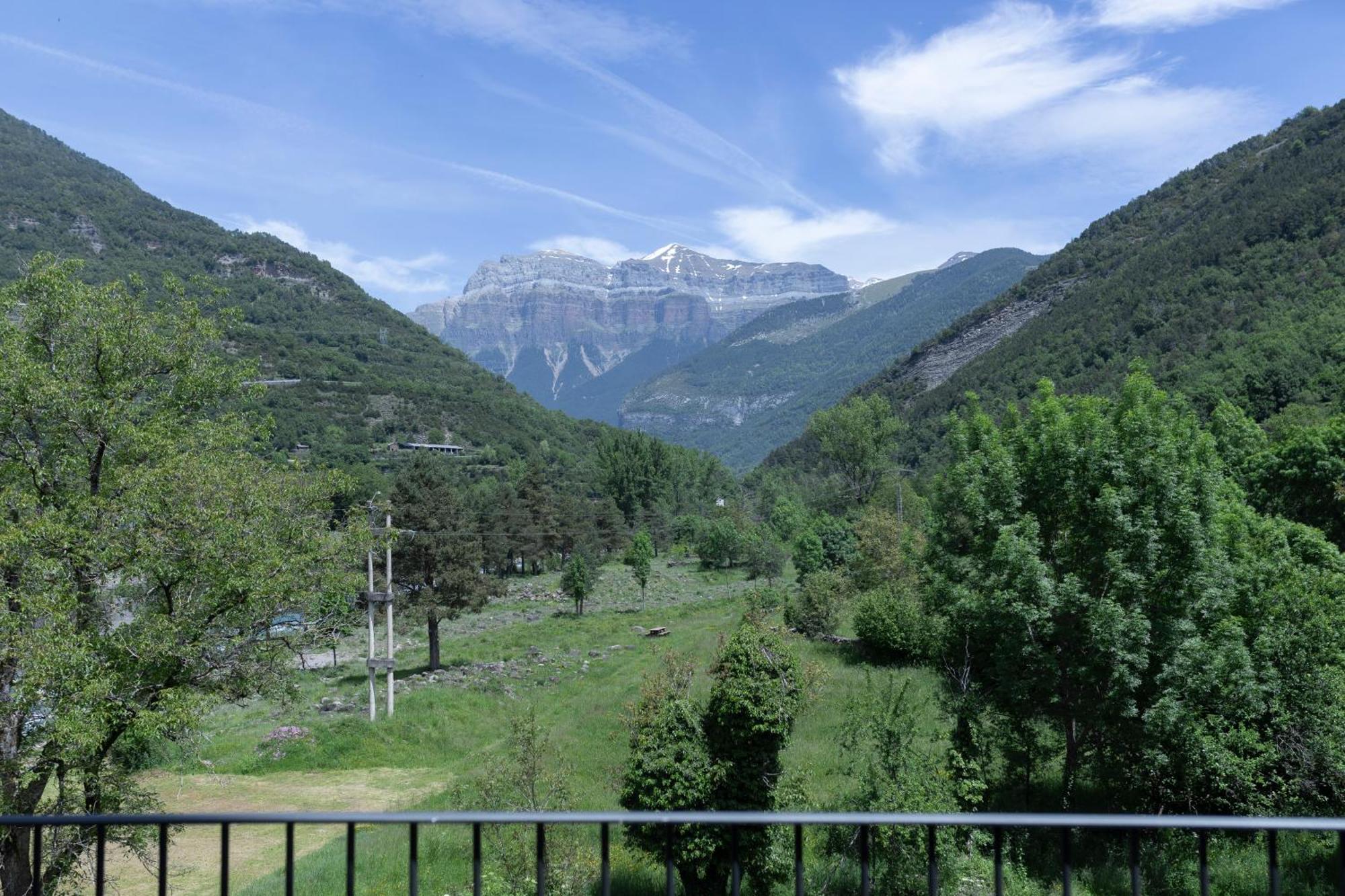 Holiday home Borda Mondarruego